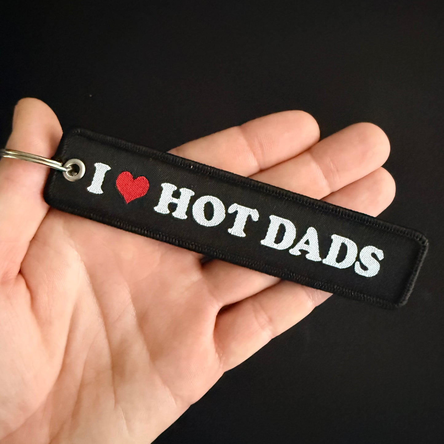 I <3 HOT DADS JET TAG