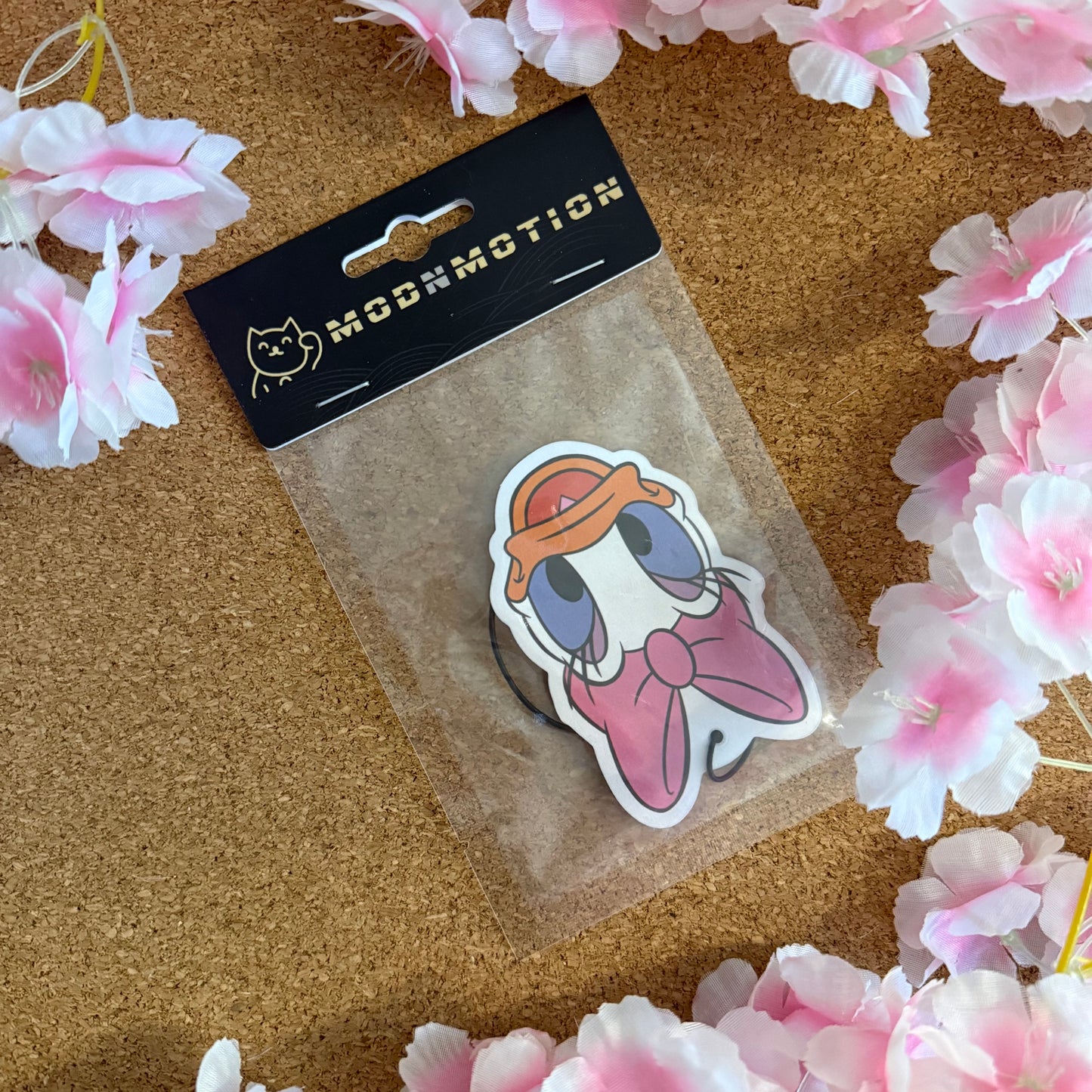 DAISY STYLE HANGING CAR AIR FRESHENER