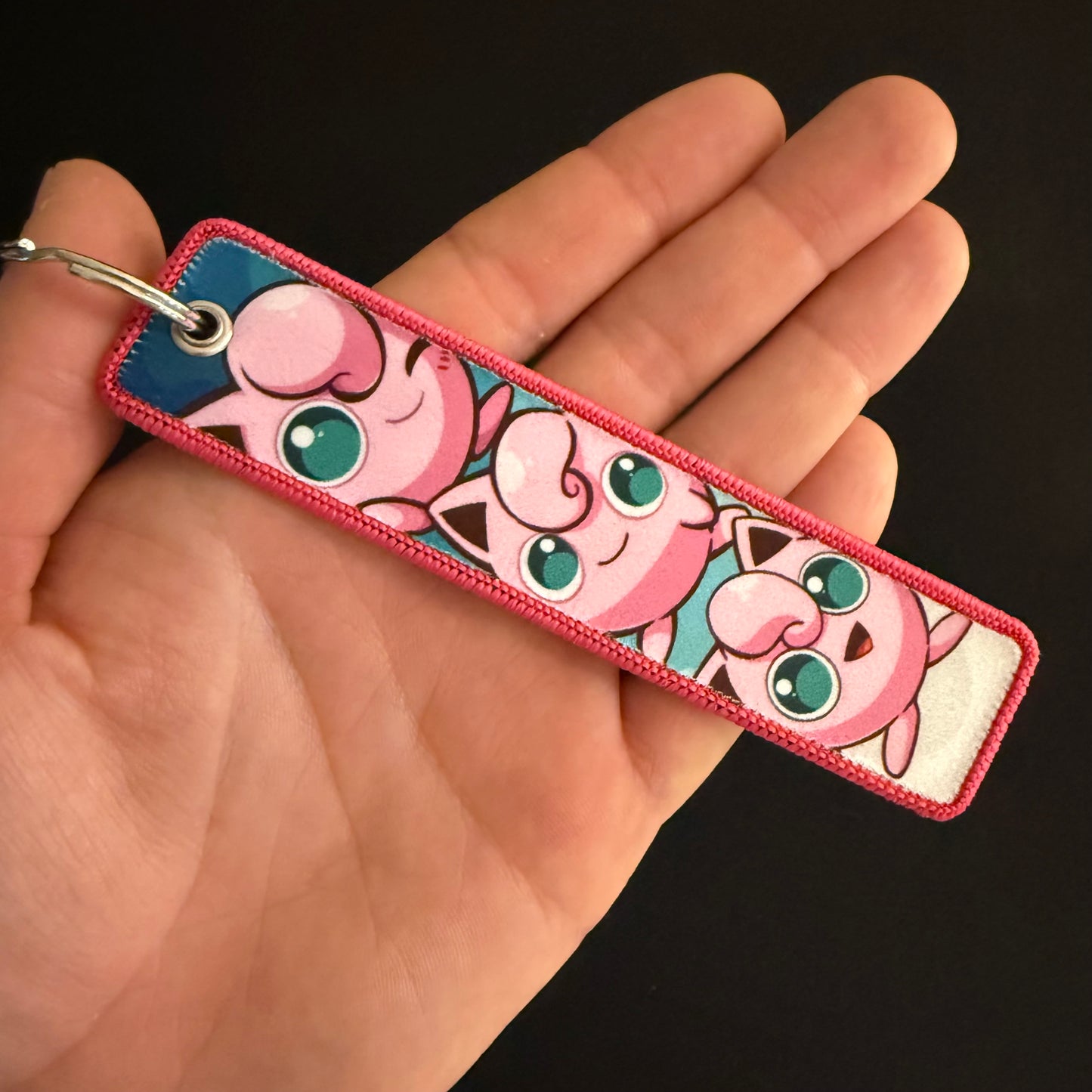 JIGGLY CUTE JET TAG