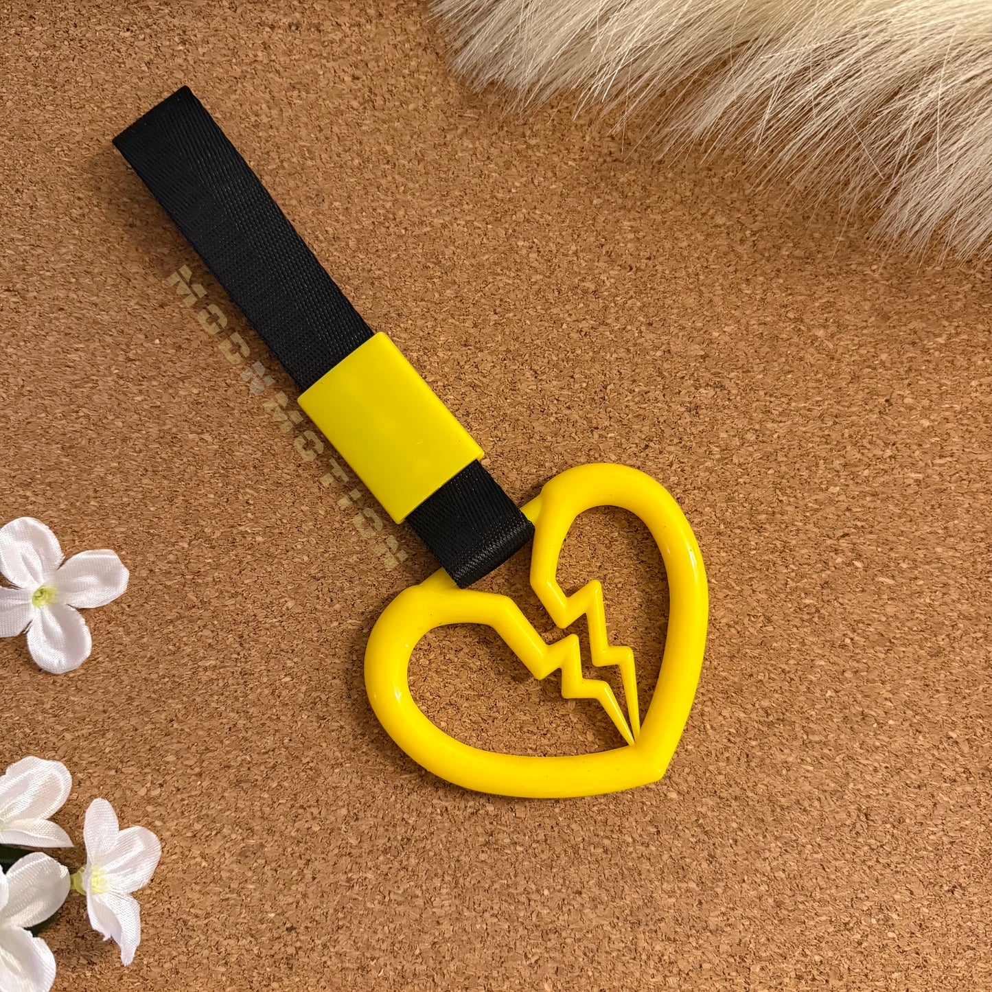 BROKEN HEART SHAPE TSURIKAWA HANDLE