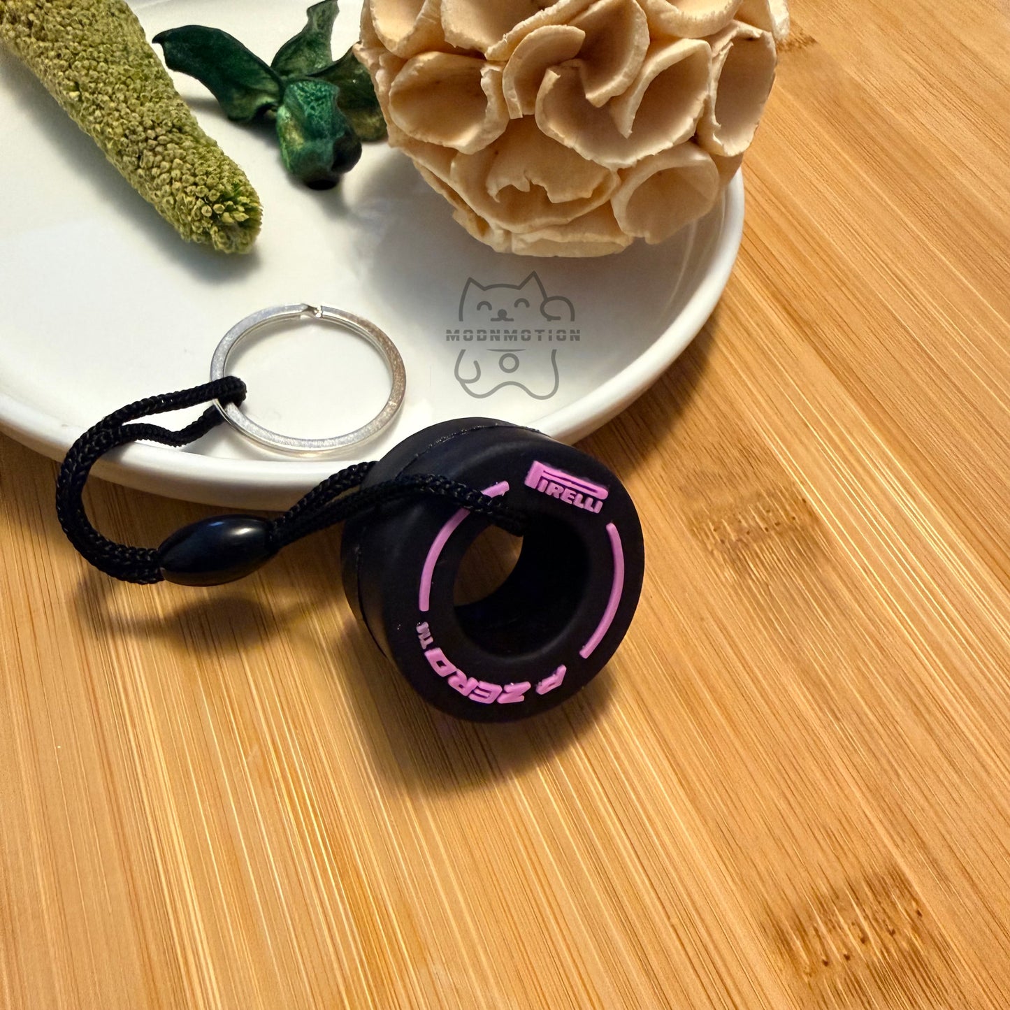 TYRE STYLE RUBBER KEYRING